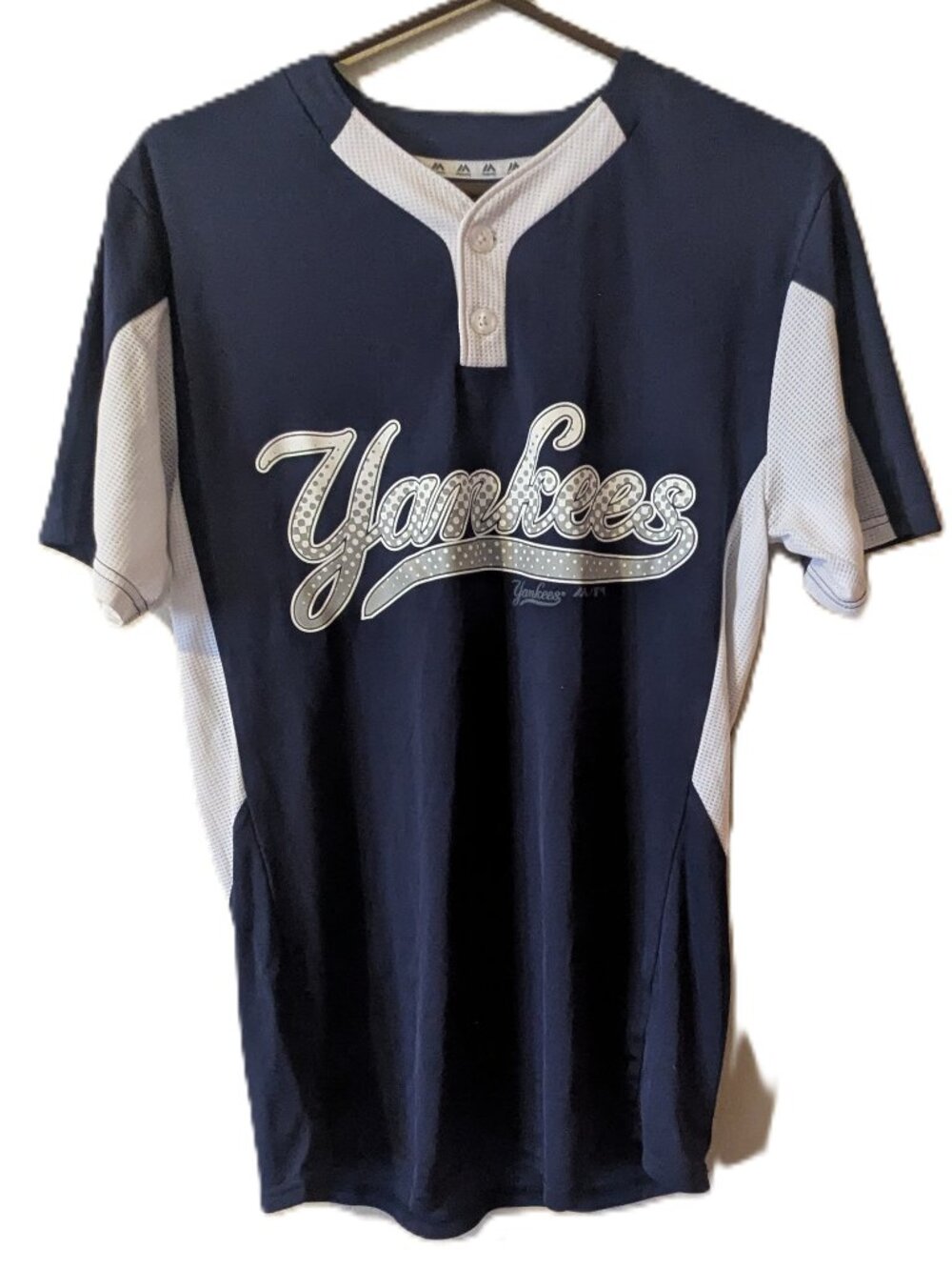 Majestic Cool Base Athletic Yankees Jersey size: Men's small